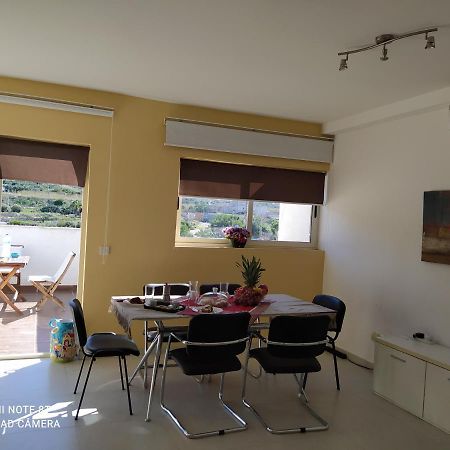 Mellieha Beach Apartment ภายนอก รูปภาพ