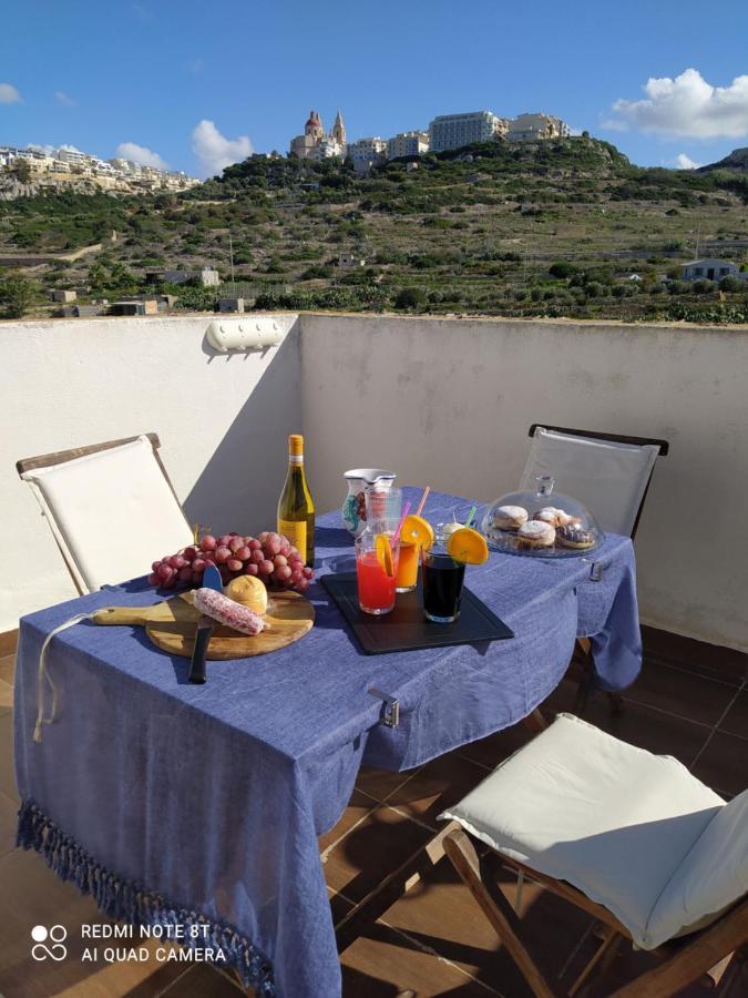 Mellieha Beach Apartment ภายนอก รูปภาพ