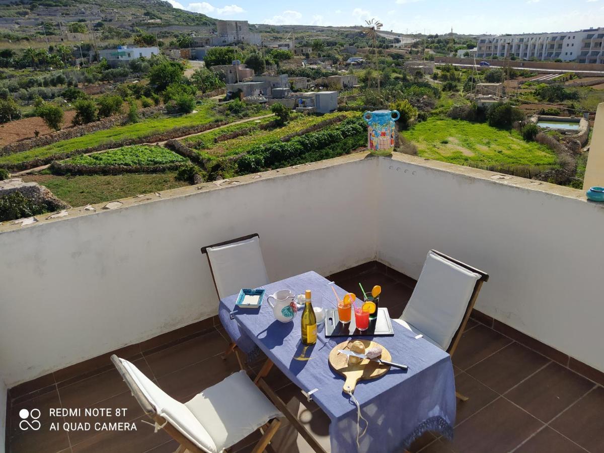 Mellieha Beach Apartment ภายนอก รูปภาพ